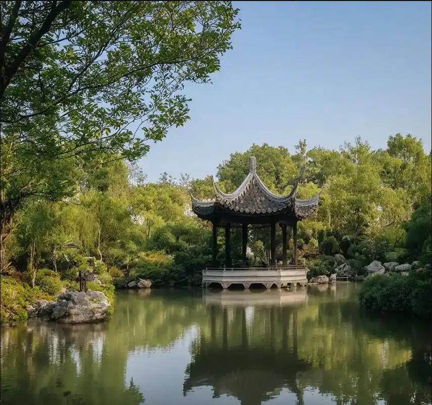 鹰潭芷巧餐饮有限公司